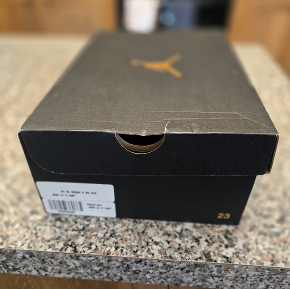 Jordan 11s CMFT low - Picture 7 of 7